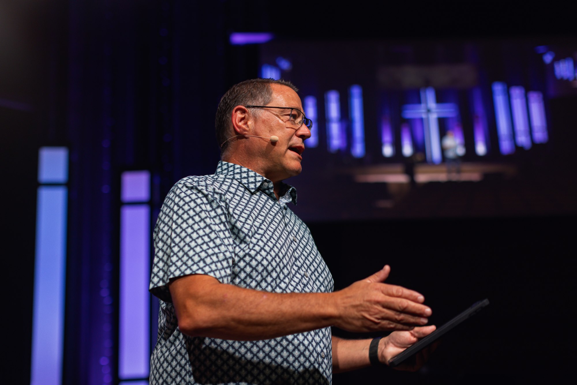 Want to avoid burnout in ministry? Grace Seminary is equipping pastors for ministry. See the signs of pastoral burnout and spiritual burnout. Pastor preaching on Sunday morning